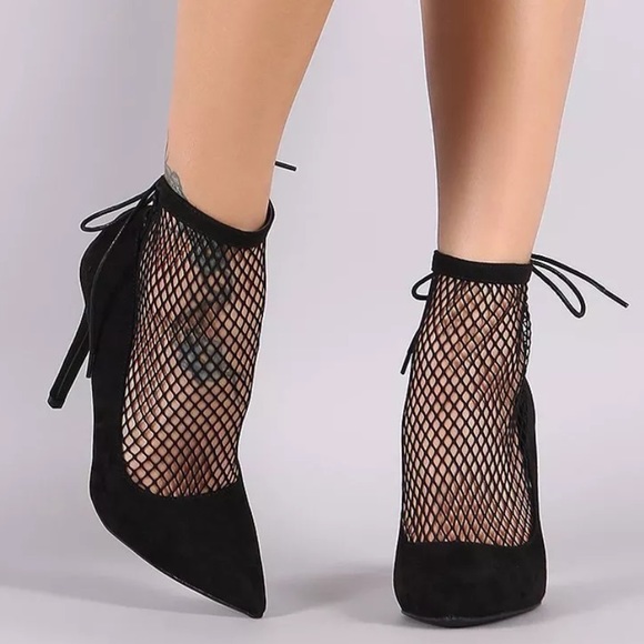 Black Fishnet Heels - Picture 6 of 8